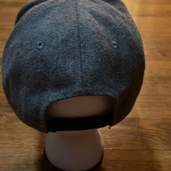 American Eagle USA American flag snapback hat charcoal gray in color - Picture 4 of 8